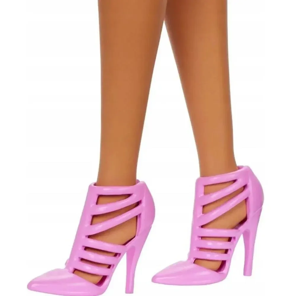 Barbie Fashionistas Fashionable Friend #238 HYT94 Mattel
